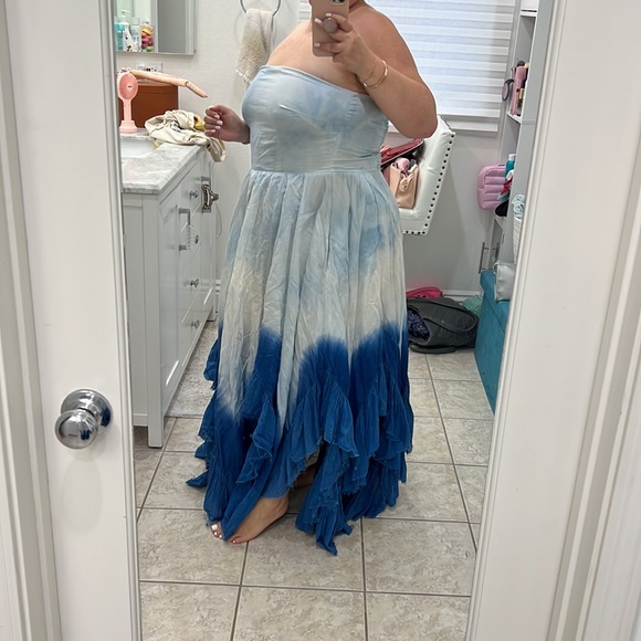 Tie Dye Smocked Back Maxi Dress - Picture 6 of 10